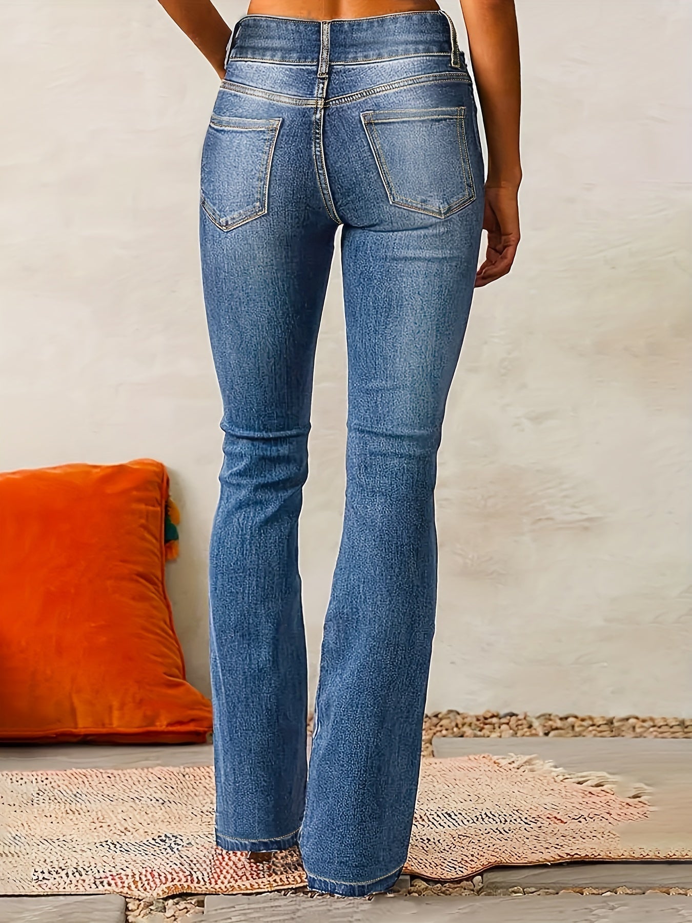 Prio Moda | High-waisted jeans with flared legs