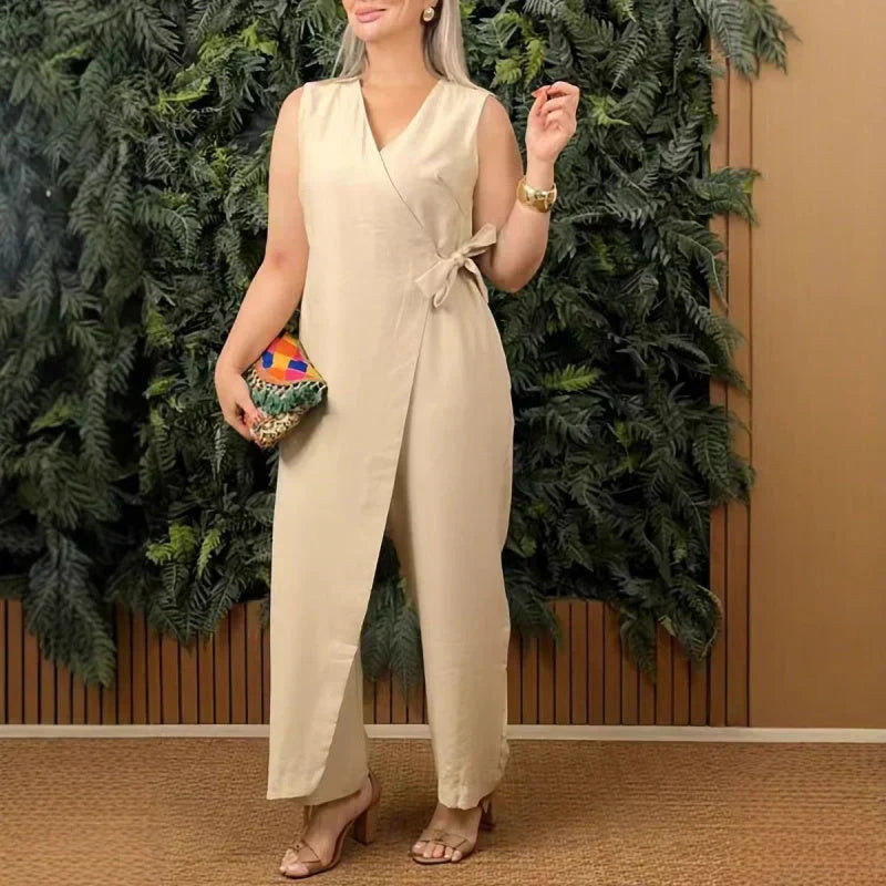 Prio Moda | Stylish jumpsuit with a wrap neckline